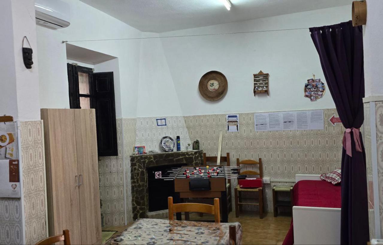 Appartamento In Casa Con Cortili Ad Arbus - Sardegna エクステリア 写真